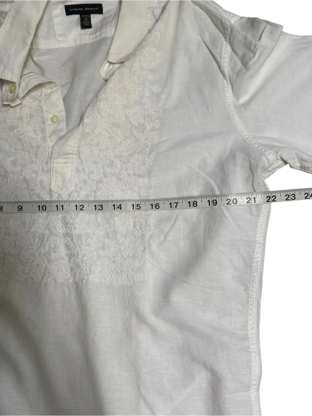 Banana Republic Off-White Embroidered  Linen/Cotton Button-Front Shirt [NWOT]